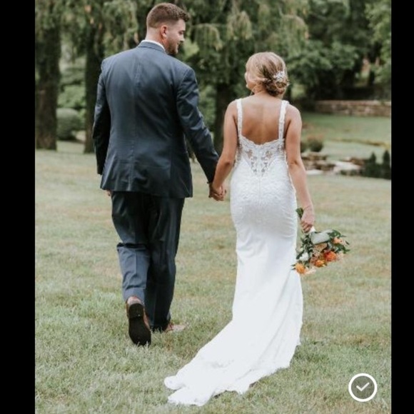 🦋🌙 MON CHERI x ENCHANTING | White Delicate Lace & Beaded Wedding Gown - Picture 5 of 15